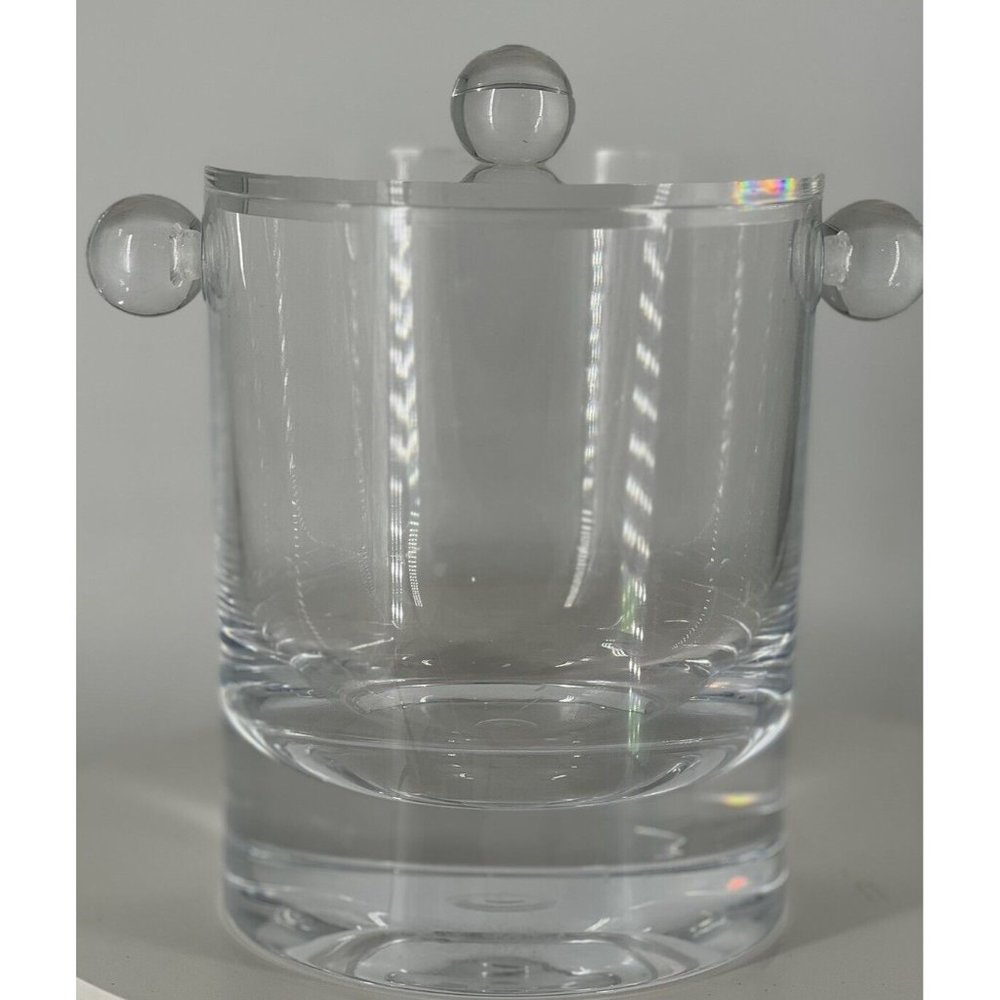 Acrylic Ice Bucket With Lid.